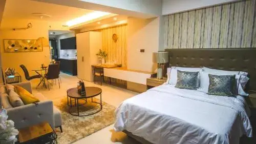 8 Suites Davao