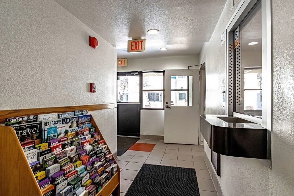 Motel 6-Palatine, IL - Chicago Northwest