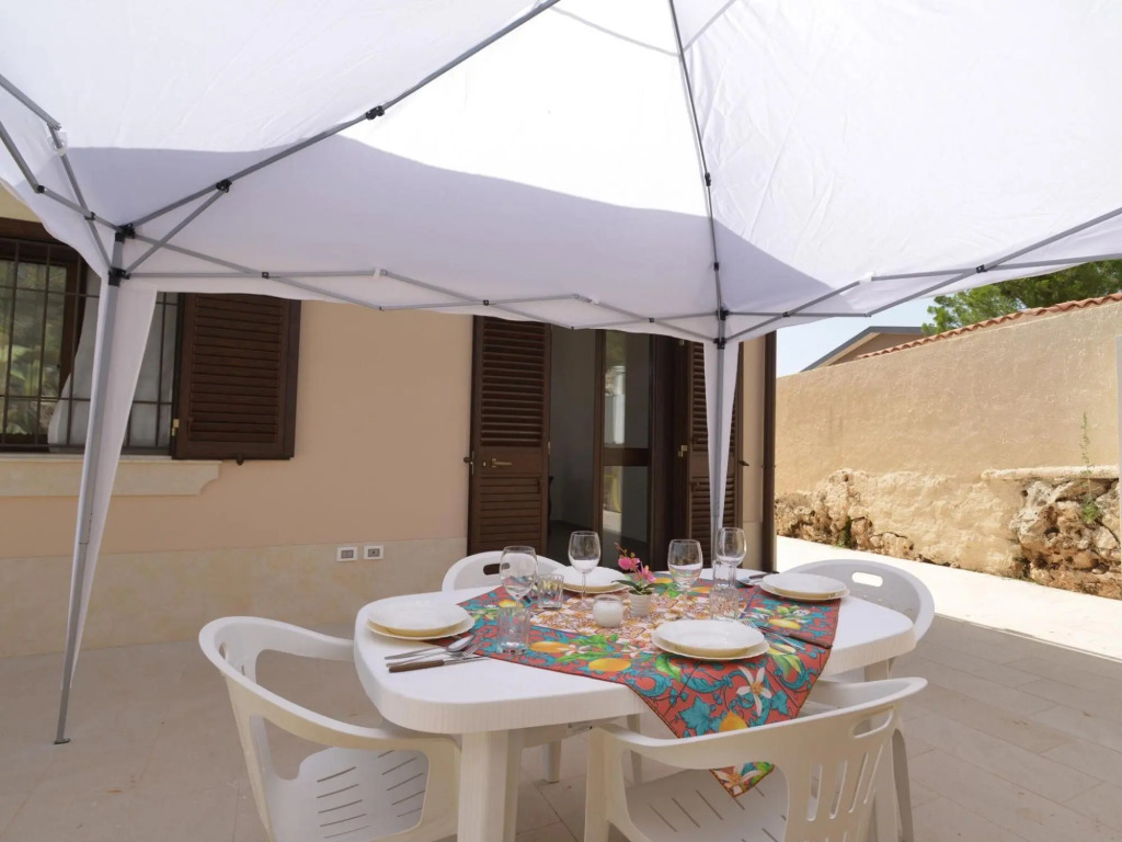 Holiday Home Floridia with Private Pool