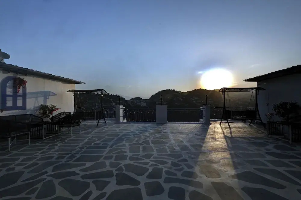 A Santorini Home - By Le Rêve