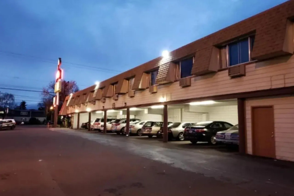 Best Value Inn by OYO Portland OR South East