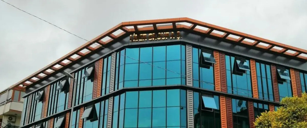 Plus Park Suite & Hotel