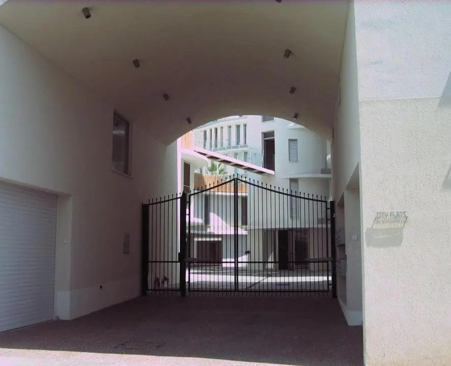 3b Pool Penthouse private hot tub - Larnaca center