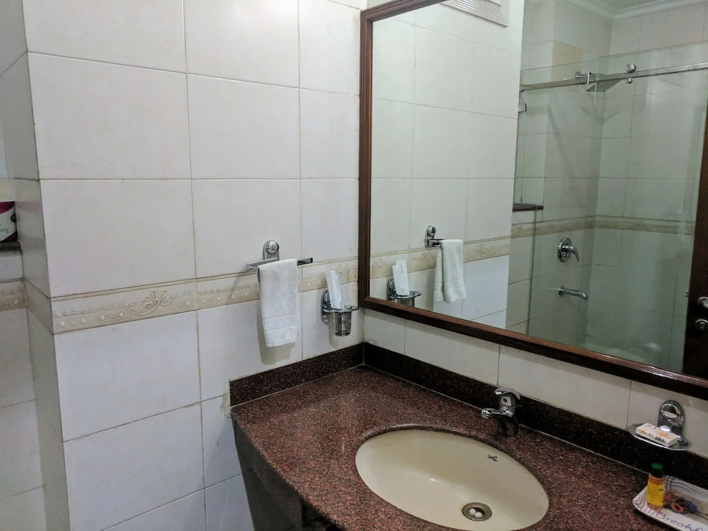 Hotel Exotica Leisure Valley, Gurgaon