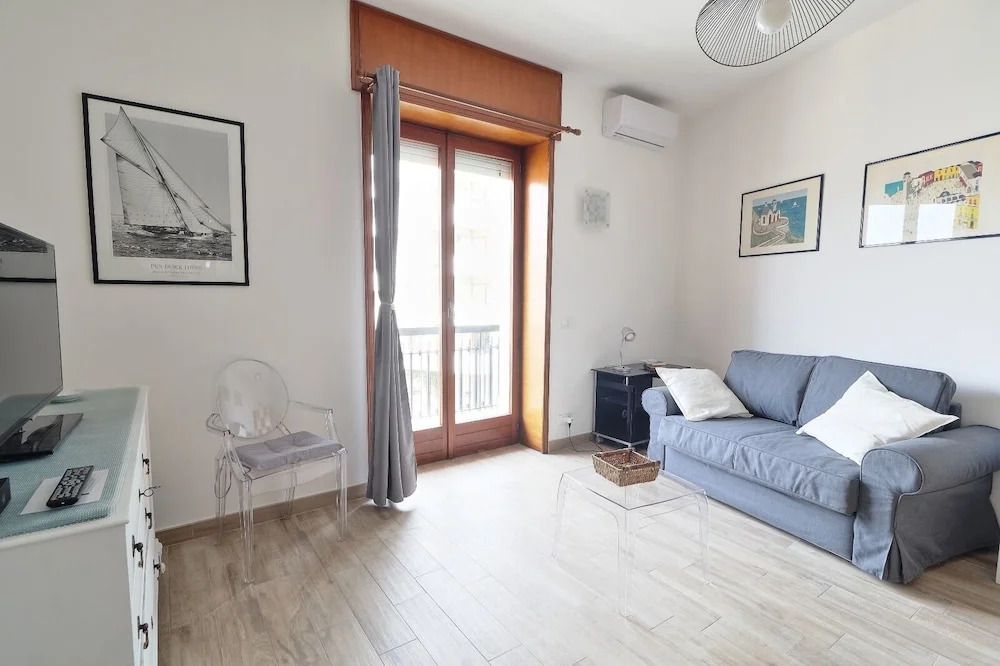 Minniti City Apartment |SITCase
