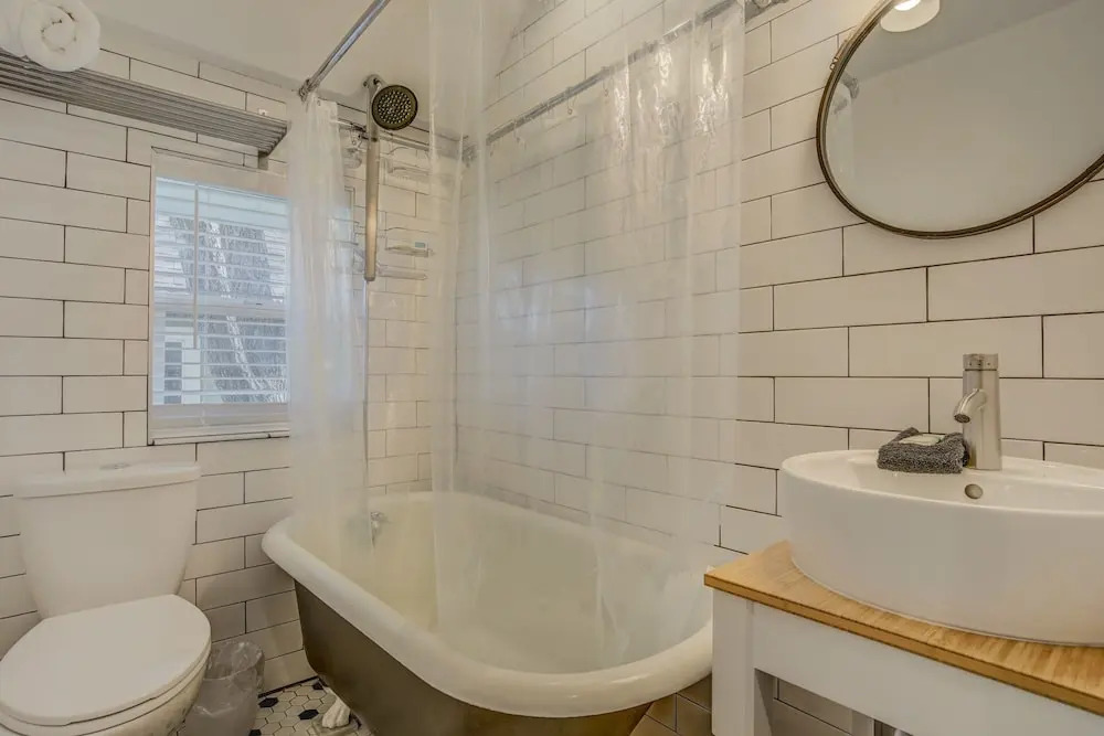 1BR Downtown Balcony-perfectwalk to Restaurants