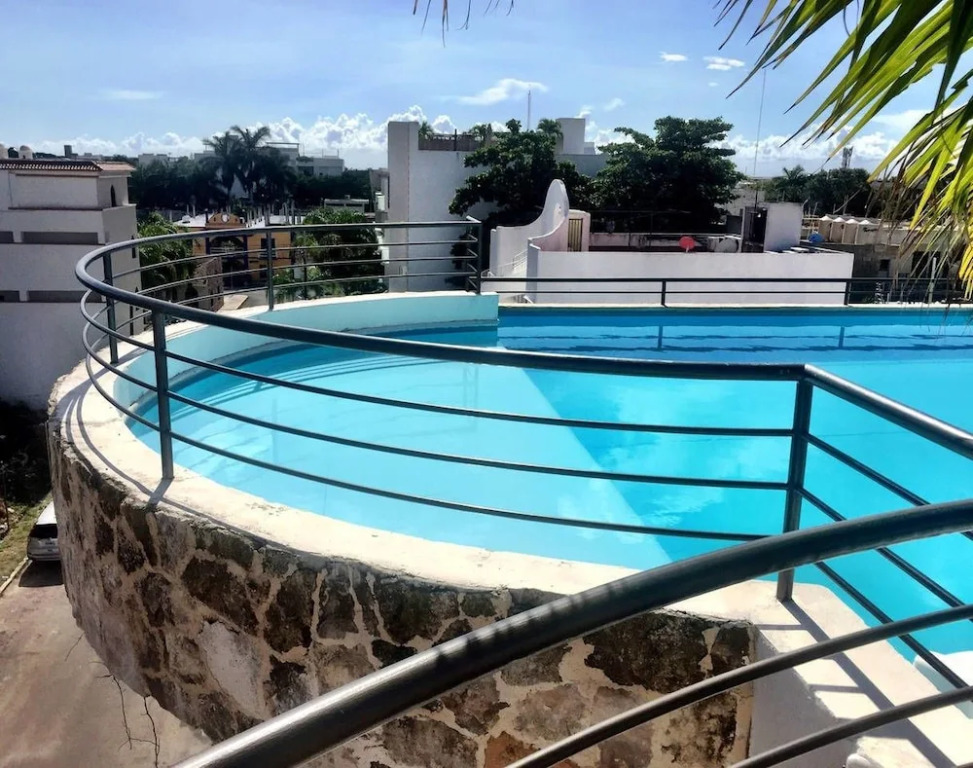 Apartment 101-2 Amalfi by Slieva Near 5th Avenue