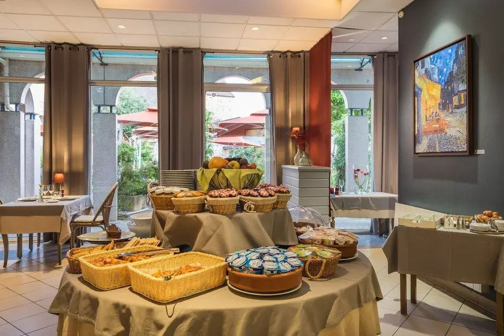 Logis Hôtel & Restaurant Lermitage