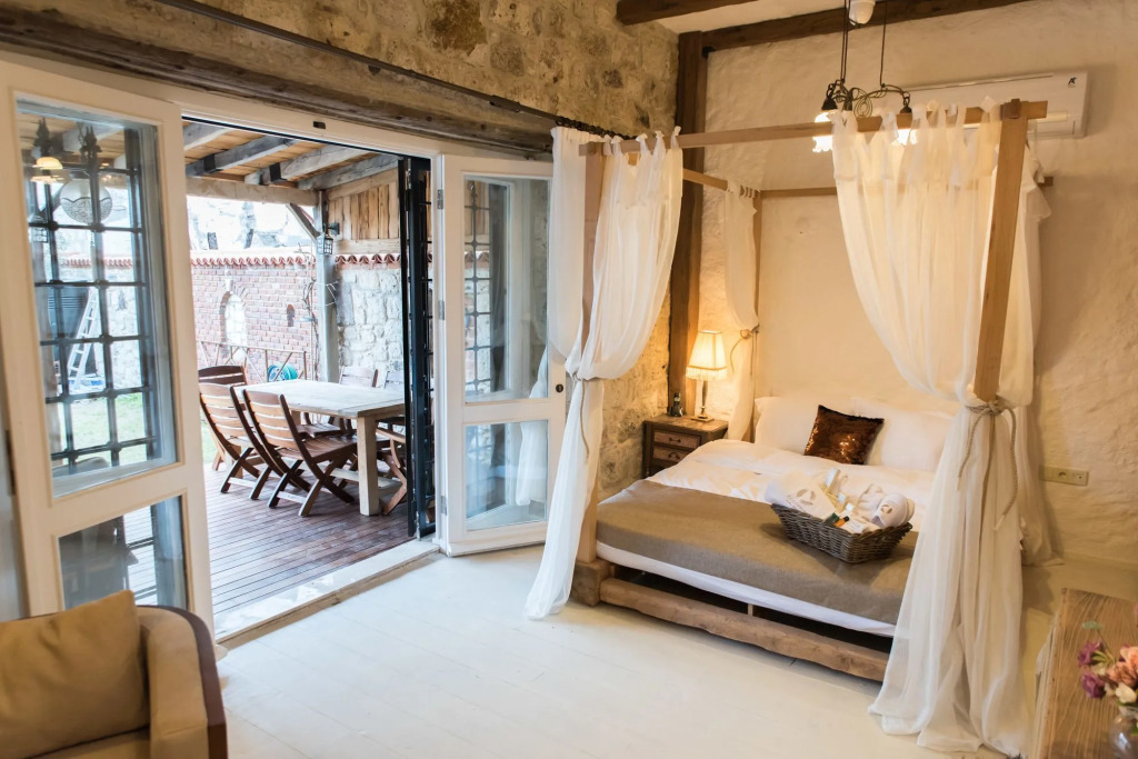 Palm Alaçatı Boutique Hotel