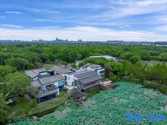 Weihan Resort At Xixi Wetland
