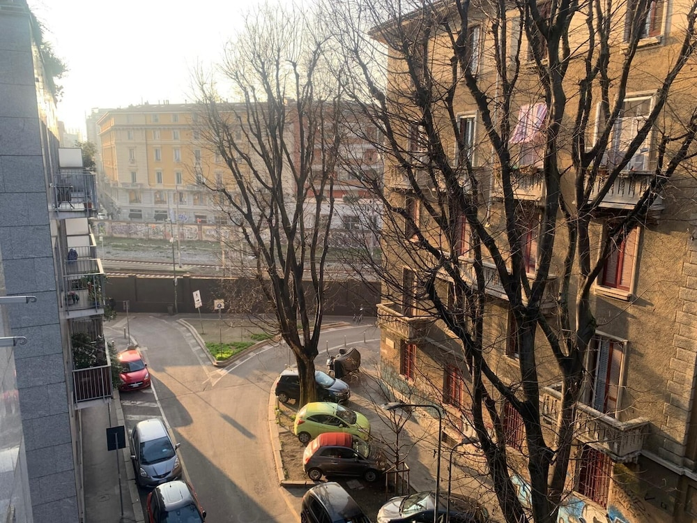 Milano Apartments Barbavara 7A