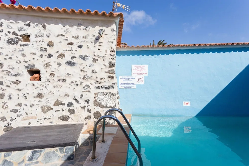 Casa Rural Tile