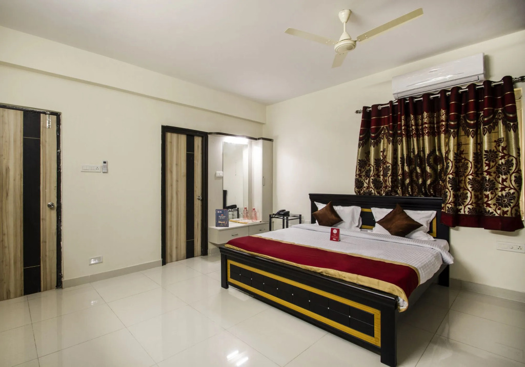 Dwell Suites by OYO Rooms