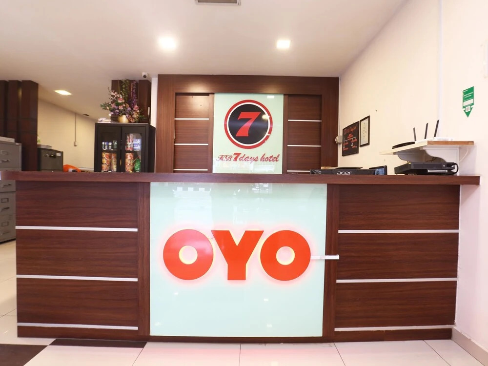 Kb 7 Days Hotel By OYO Rooms