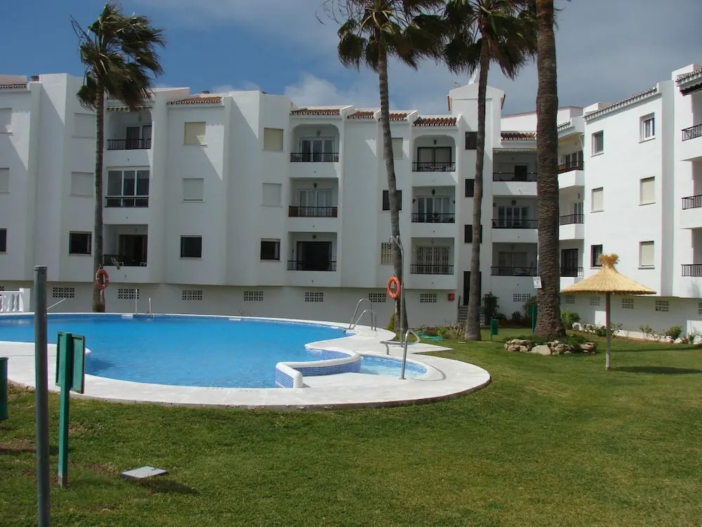 Apartamento Urbanización Las Palmeras 9