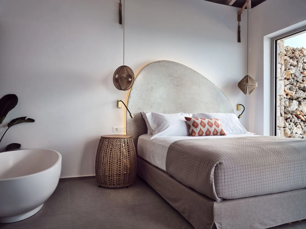 Etheria Luxury Villas & Suites