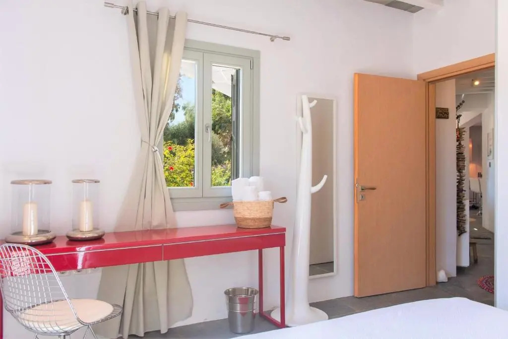 Villa Arades Sifnos with Private Pool