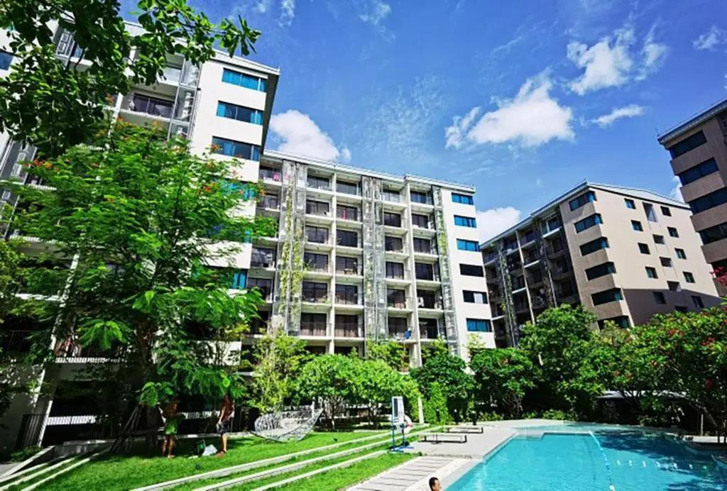 Blossom Sathon Condo
