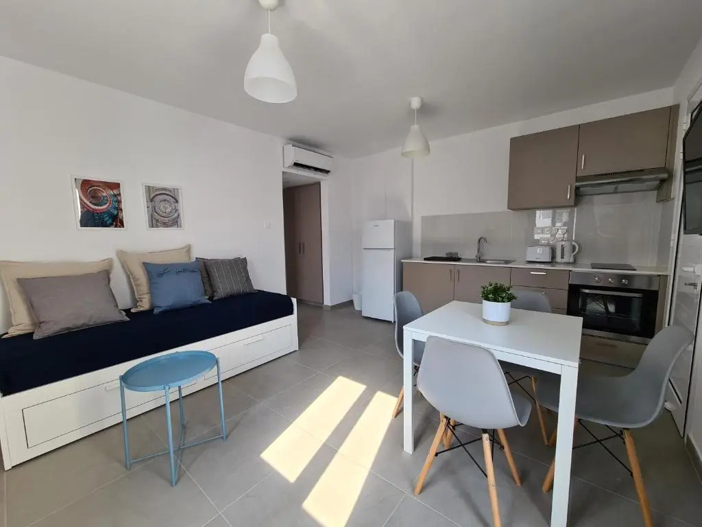 Tefkrou Anthia 9 apts