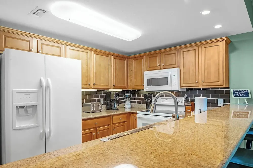 Sanibel Condos by Hosteeva