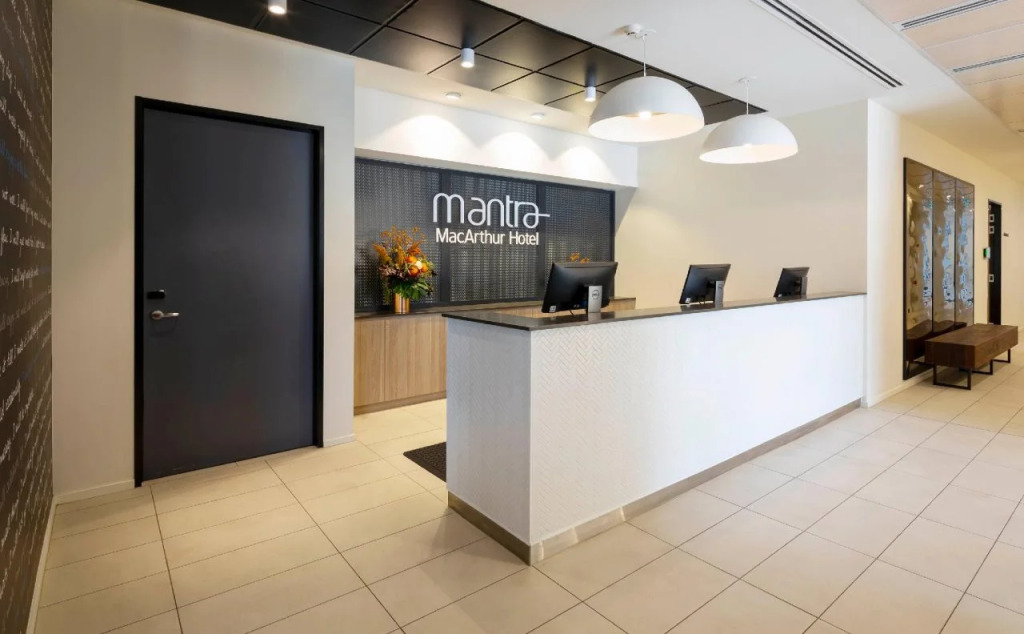 Mantra MacArthur Hotel