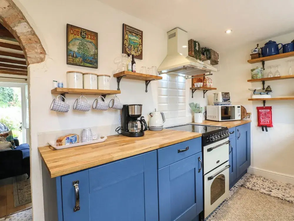 Periwinkle Cottage