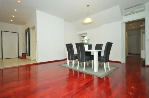 Hi-End Apartment