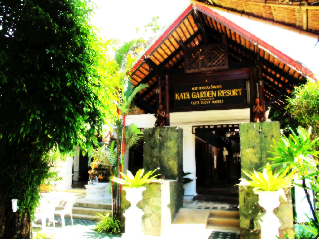 Kata Garden Resort SHA Extra Plus