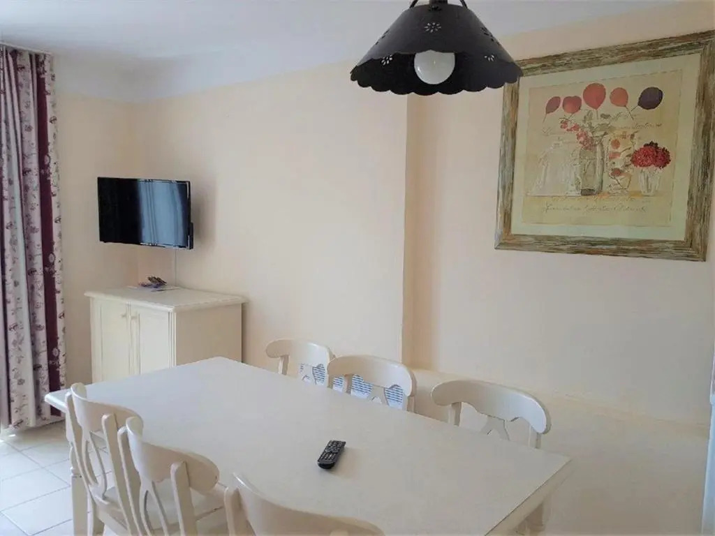 Maison Grospierres, 3 pièces, 6 personnes - FR-1-382-7