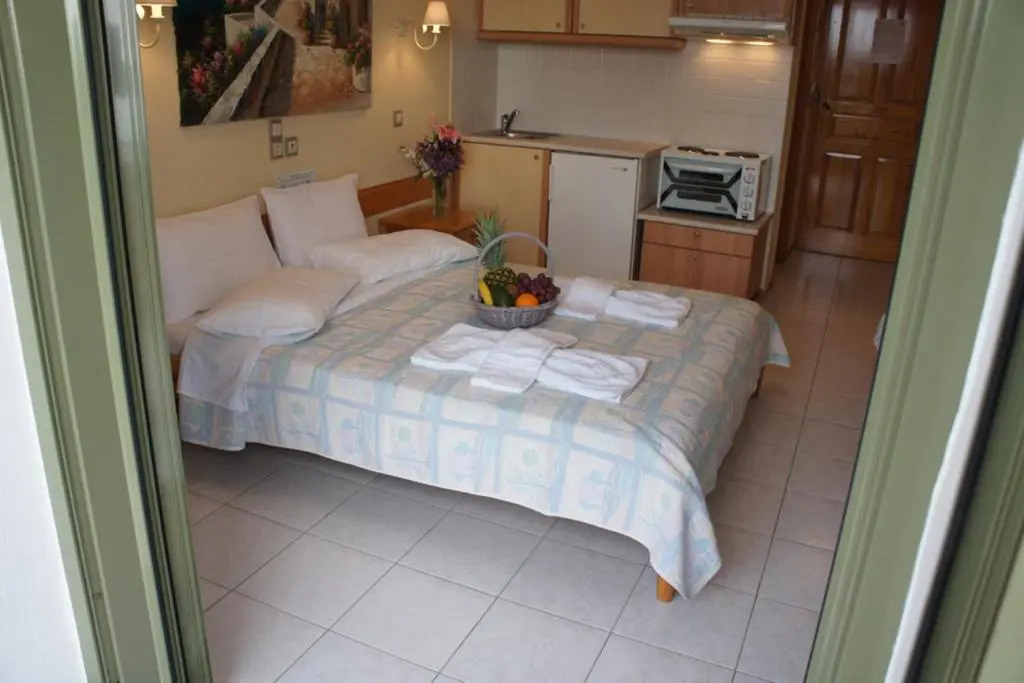 Nontas Home - Studios with Sea & Mountain View