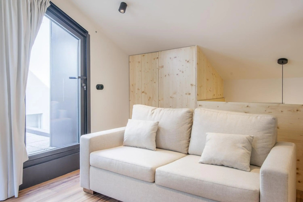 62 Design House