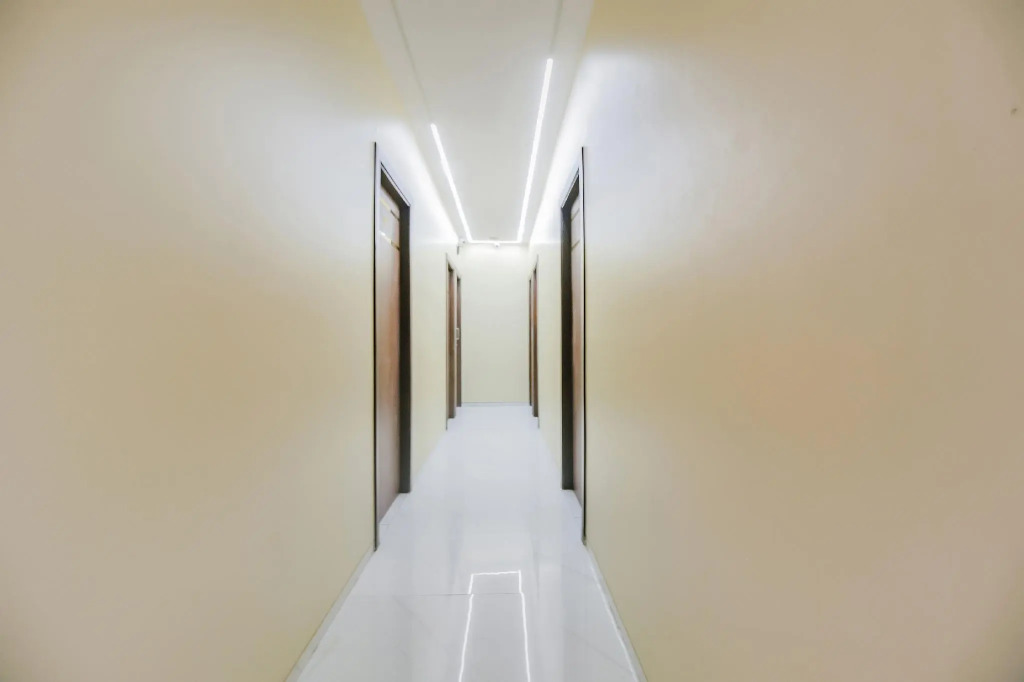 OYO 79617 Hotel Ahlan International