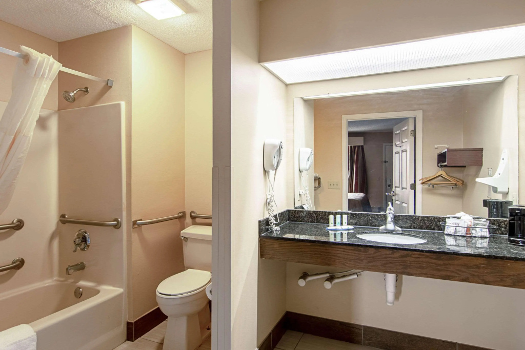 Quality Inn Thomaston