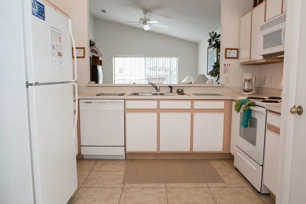 Ip60195 - Hampton Lakes - 3 Bed 2 Baths Villa