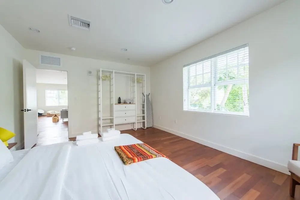 Surreal Southbeach Luxury & Huge 2BR apt & Terrace