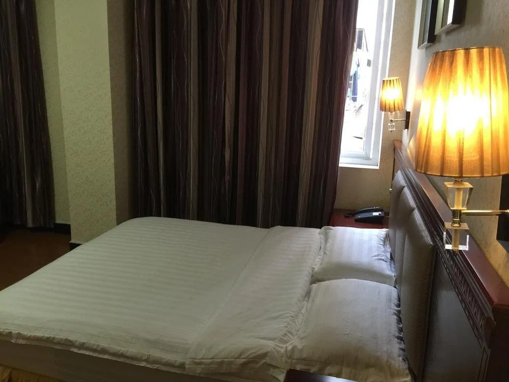 Golden Coast Hotel