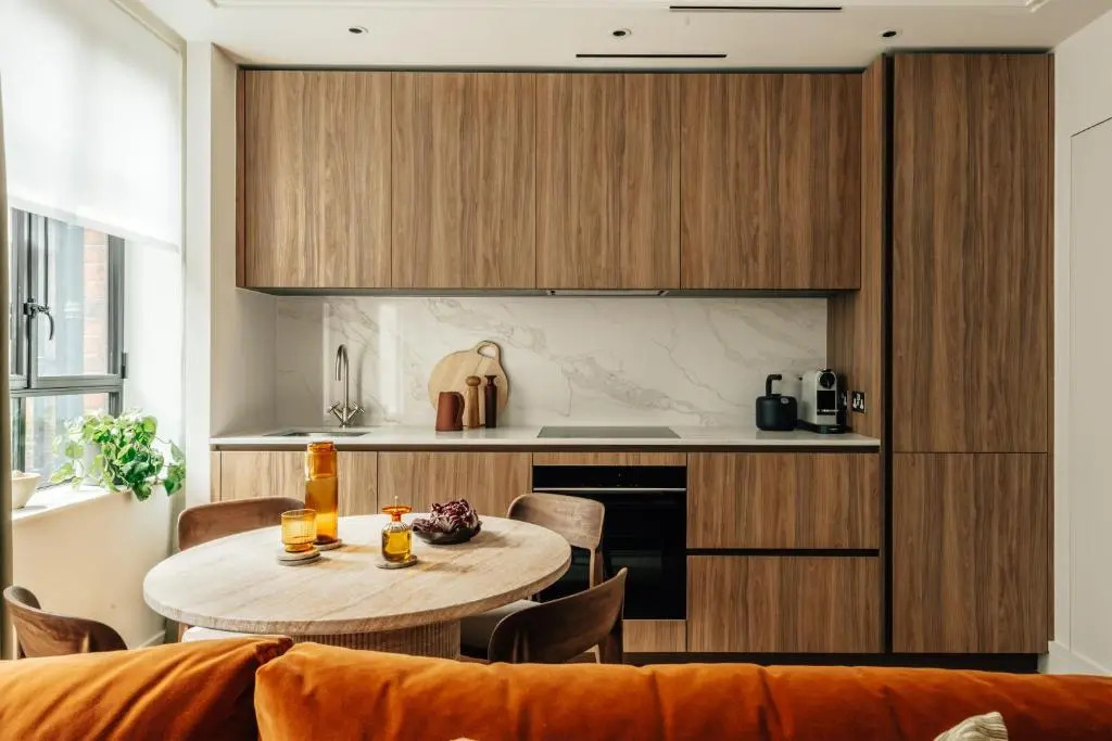 Claridge House by SLO