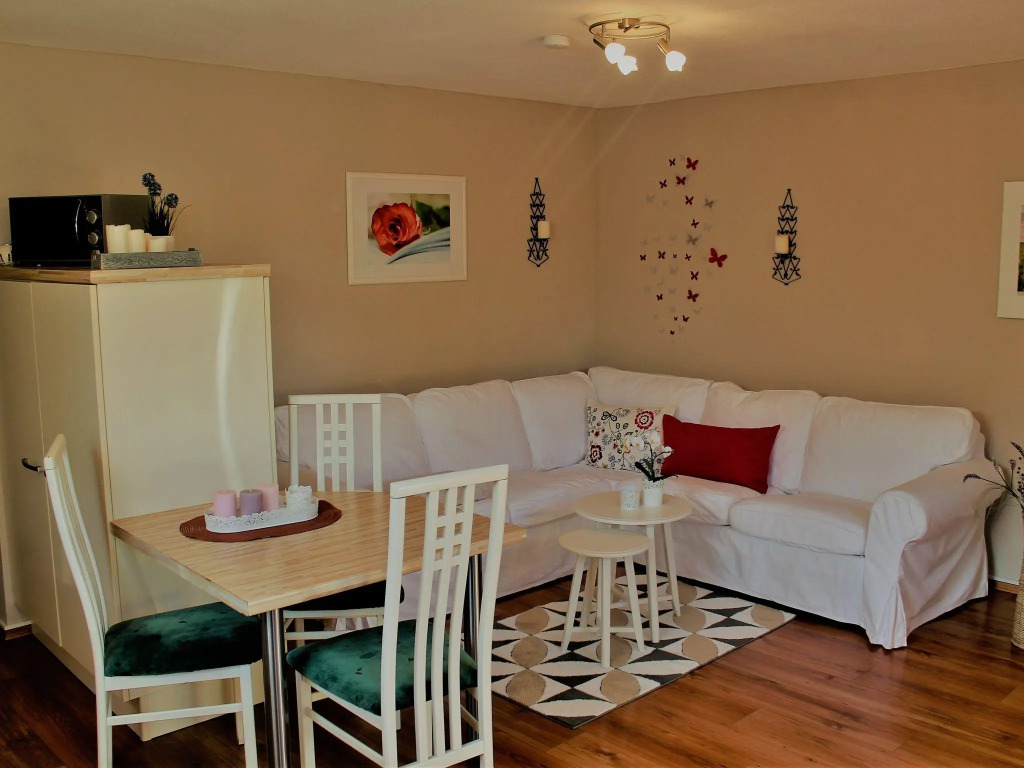 Apartment With Terrace Near the Baltic Sea