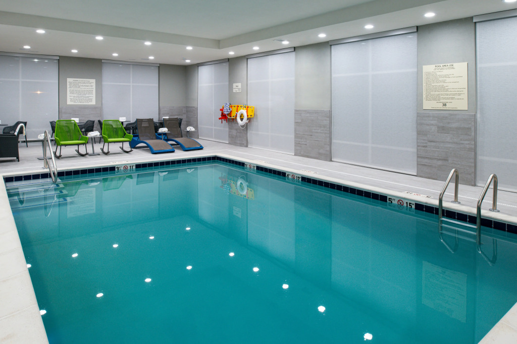 Hampton Inn & Suites Adrian