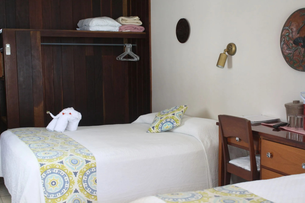Holiday Hotel