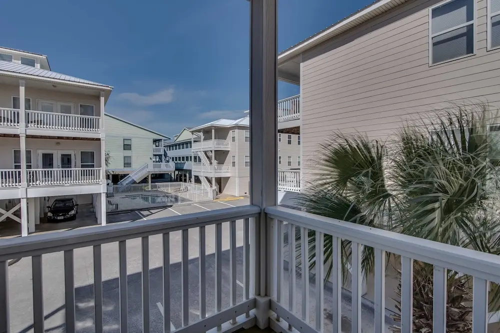 Spinnaker Pointe 2a 3 Bedroom Duplex by RedAwning