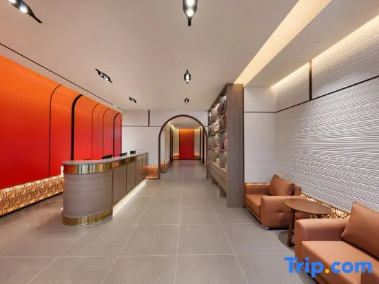 LANOU Shangpin Hotel