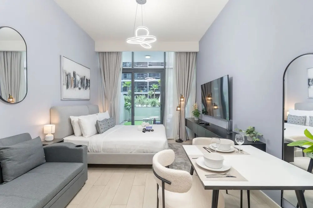 Elegant Studio With Garden in Meydan - Dubai