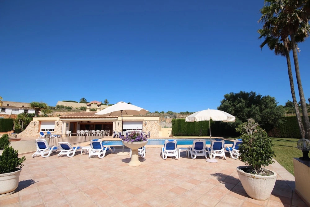 Luxury Villa Surrounded by Vineyards - 7bd Great for Big Groups W/private Pool