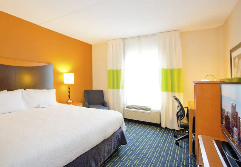 Fairfield Inn & Suites by Marriott Pittsburgh New Stanton