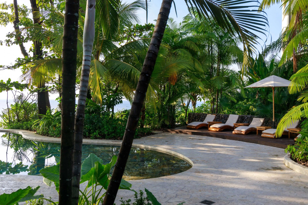 Arenas Del Mar Beachfront & Rainforest Resort Member of the Cayuga Collection