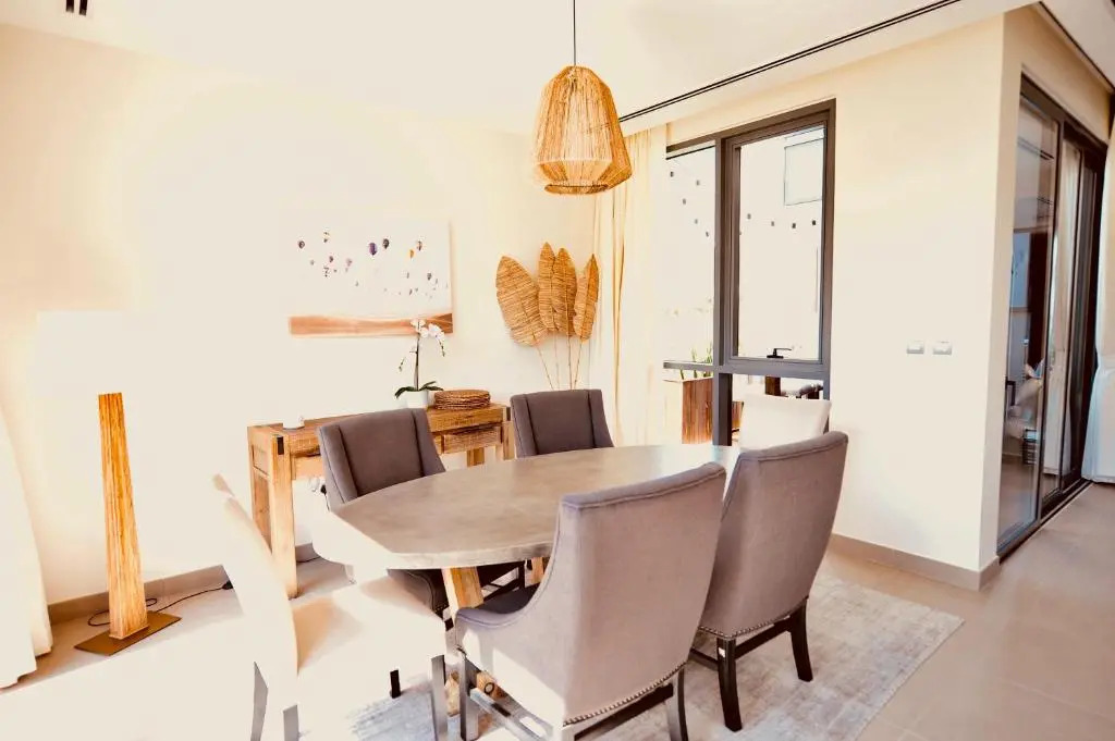 The Sunshine Villa