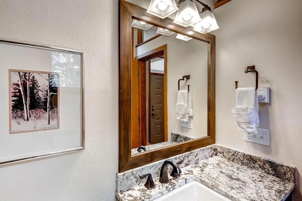 River Glen  106c 2 Bedroom Condo by RedAwning
