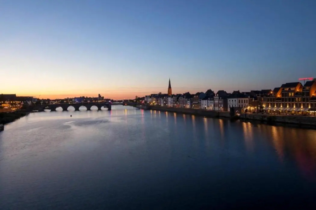easyHotel Maastricht City Centre
