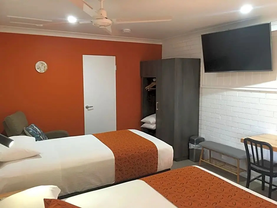 Gin Gin Village Motor Inn Motel QLD